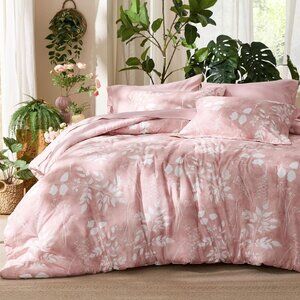 NWT King Size Comforter Set - 7 Pieces Floral Pink